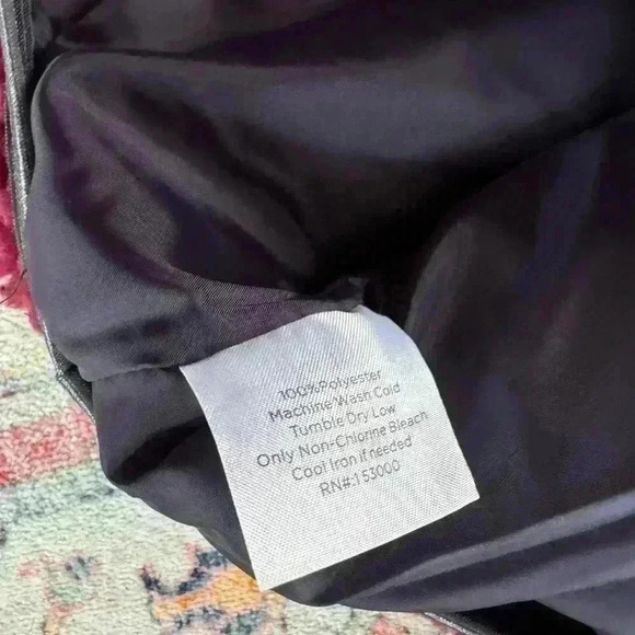 NWOT Women’s Ivory Ella Full Zip Maroon Sherpa Jacket Size small - Picture 4 of 6